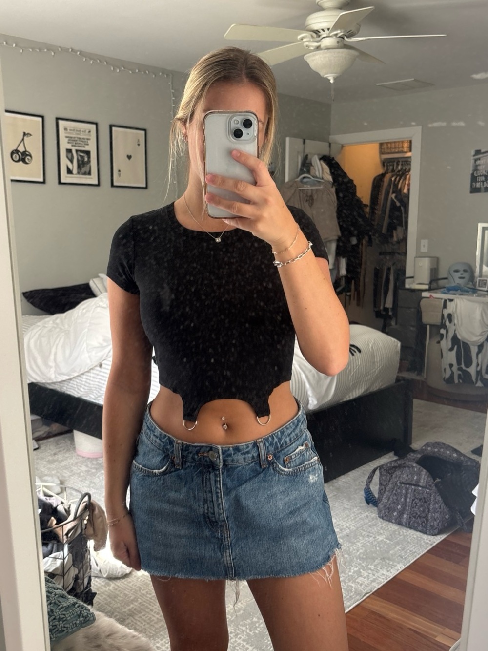 Garage Black Cropped Ring-Hem Tee